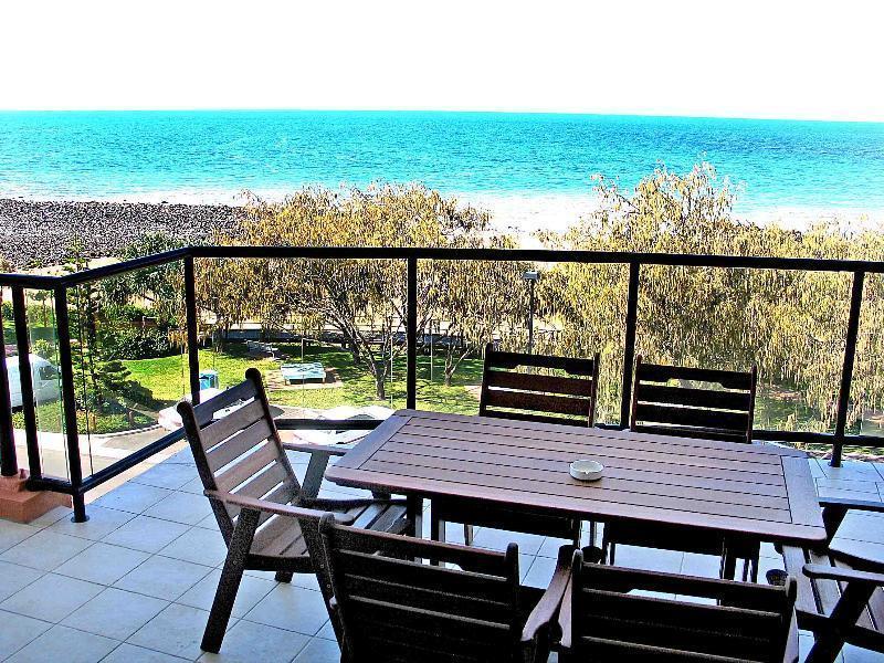 Pacific Reef By Kacys Aparthotel Bargara Exterior photo